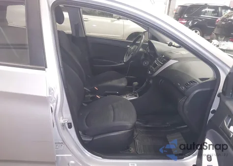 2015 Hyundai Accent Gs z USA, uszkodzony, nr VIN KMHCT5AE0FU204399